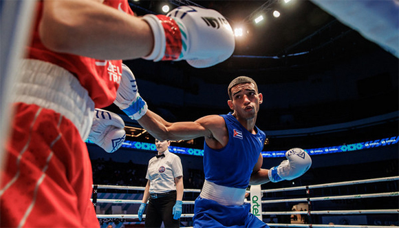 Otra jornada perfecta para cubanos en Mundial de Boxeo de Taskent