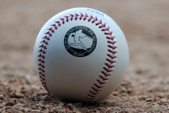 Las Tunas apuntala su liderazgo en la LXII Serie Nacional de Béisbol con victoria sobre Matanzas