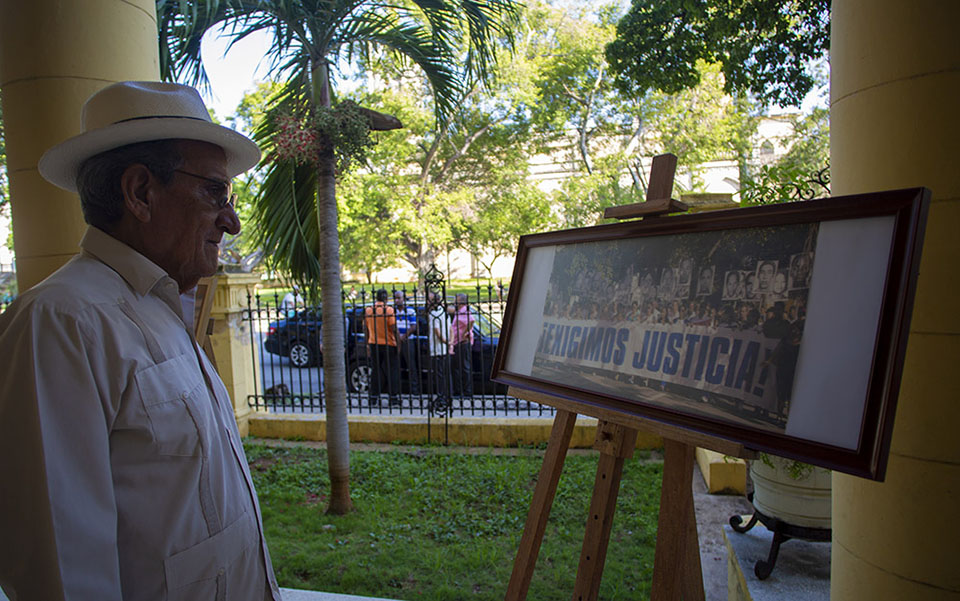 Muestra fotogrfica en La Casa del Alba Cultural de La Habana, en conmemoracin al aniversario 47 del Crimen de Barbados. Foto: Ismael Francisco/ Cubadebate.