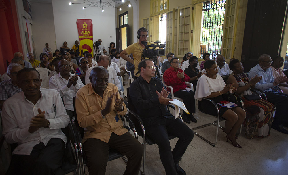 Acto de recordacin a las vctimas del Crimen de Barbados, este 5 de octubre de 2023, en La Casa del Alba Cultural de La Habana. Foto: Ismael Francisco/ Cubadebate.