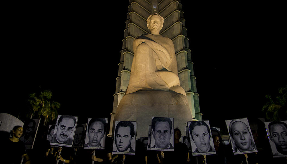 Velada en la Plaza de la Revolucin en honor a los Mrtires de Barbados. Foto: Ismael Francisco/ Cubadebate.