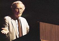 Dilemas de la dominación: Chomsky imparte hoy una conferencia en CLACSO